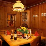 Altdeutsches Gasthaus Roter Hirsch